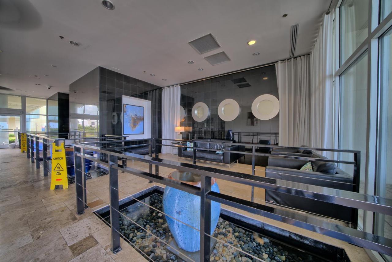 Sterling Breeze - Cozy Beachfront One Bedroom Condo Panama City Beach Buitenkant foto