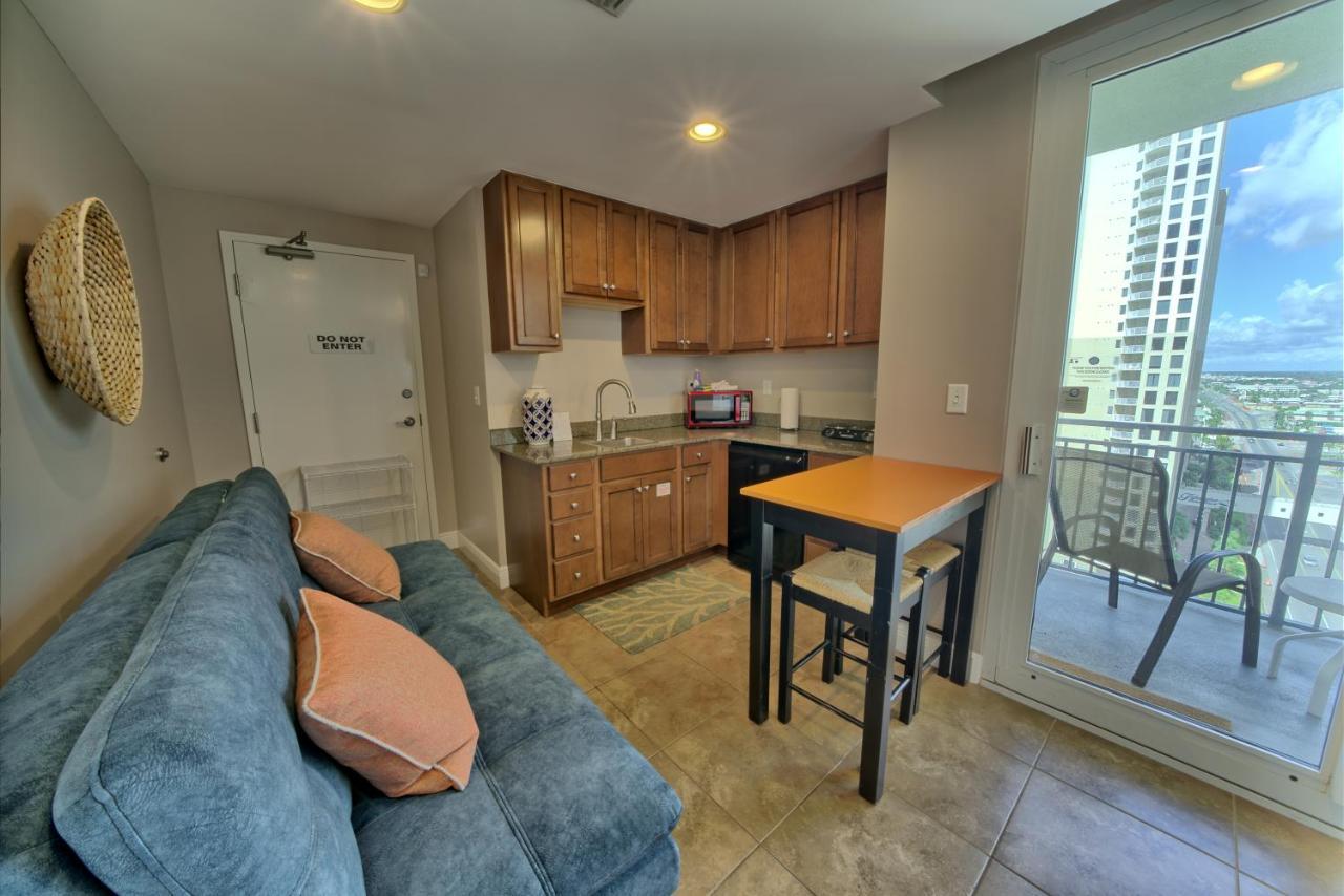 Sterling Breeze - Cozy Beachfront One Bedroom Condo Panama City Beach Buitenkant foto